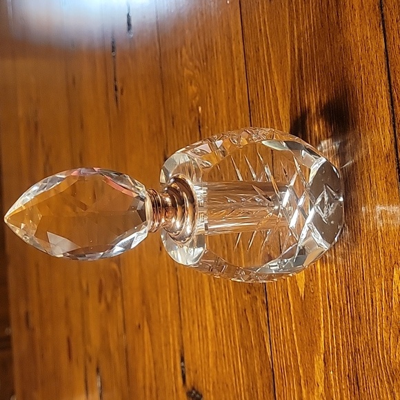 Oleg Cassini Accessories - Crystal perfume bottle